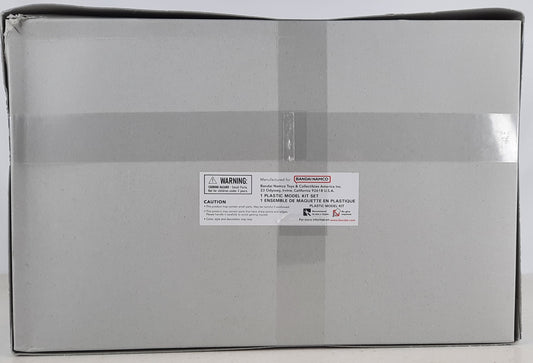BANDAI Yu Gi Oh! Blue Eyes White Dragon Figure Rise model kit DISTRESSED BOX