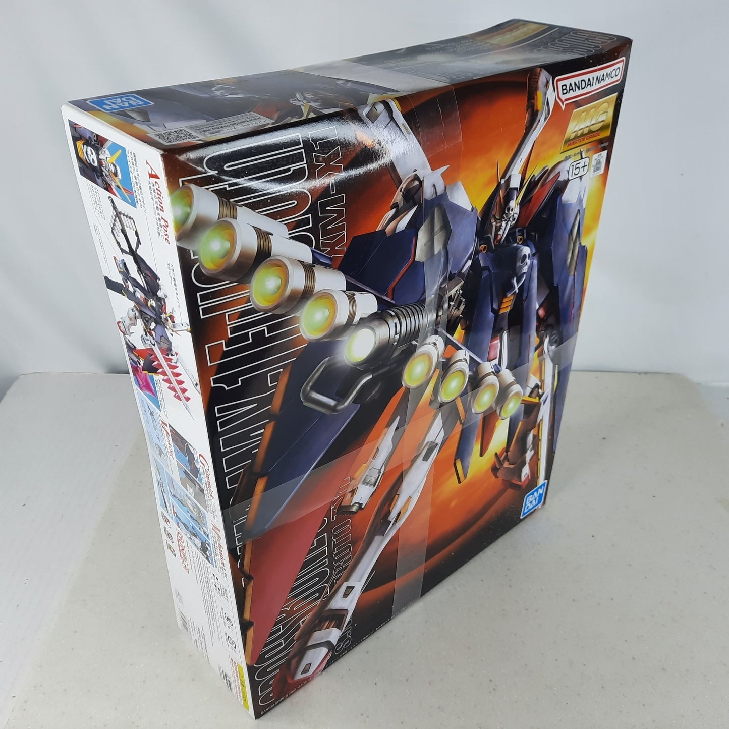 BANDAI MG Crossbone Gundam X-1 Full Cloth model kit DISTRESSED BOX