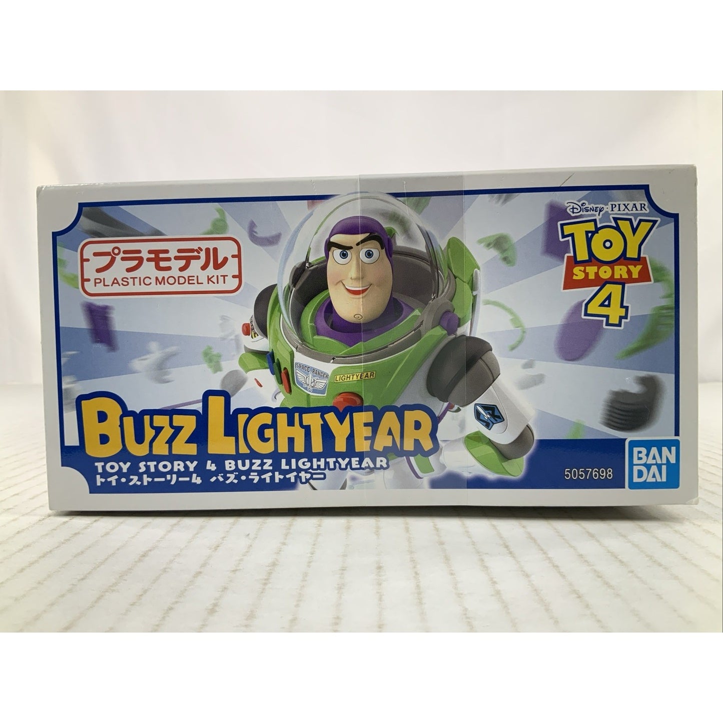 BANDAI Disney Toy Story 4 Buzz Lightyear cinema-rise model kit DISTRESSED BOX