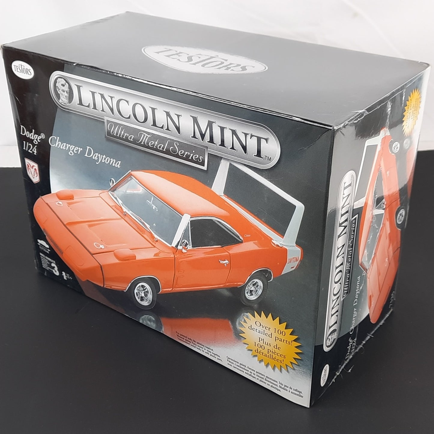 Testors Lincoln Mint Dodge Charger Daytona 1/24 Metal Model Kit Diecast