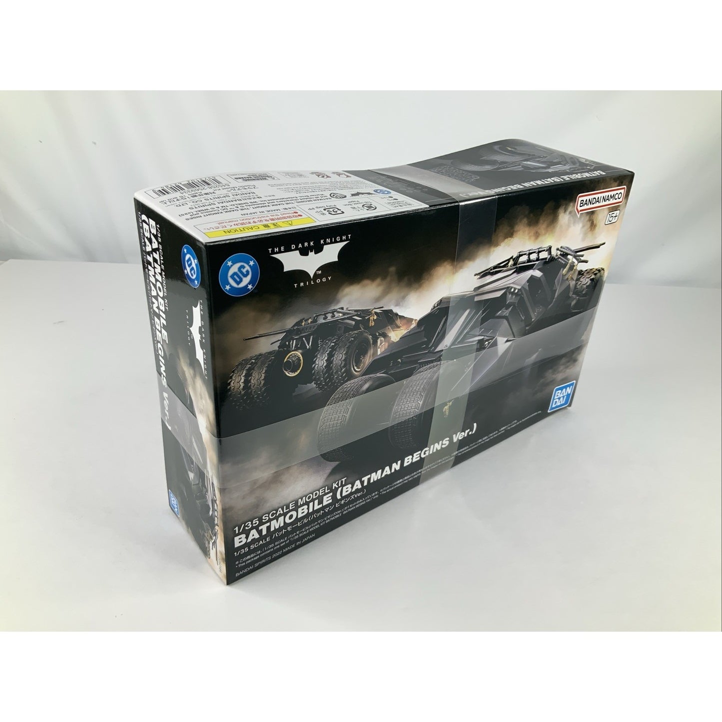 BANDAI Batmobile Tumbler Batman Begins Ver 1:35 model kit DISTRESSED BOX