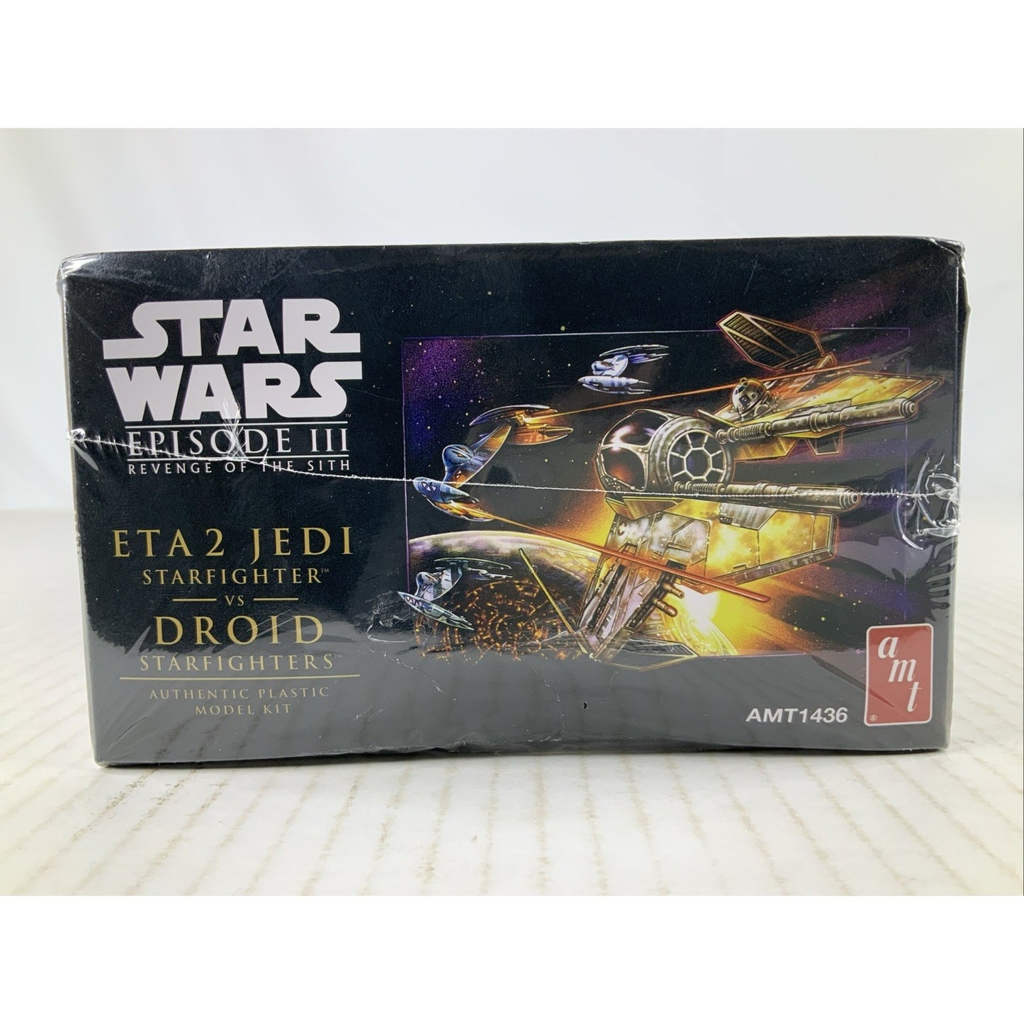 AMT Eta 2 Jedi Starfighter vs Droid Revenge Sith 1:48 model kit DISTRESSED BOX