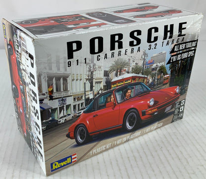 REVELL Porsche 911 Carrera 3.2 Targa 1:24 model kit DISTRESSED BOX