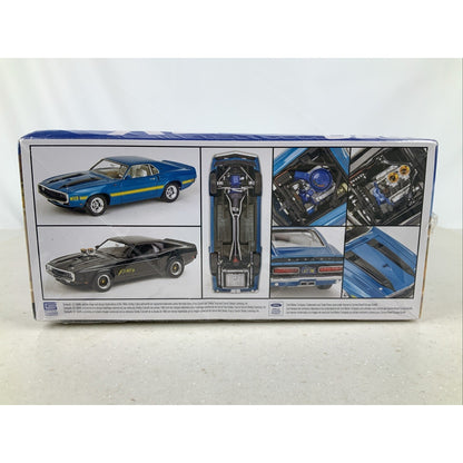 REVELL 1970 Shelby GT-500 70 1:25 model kit DISTRESSED BOX
