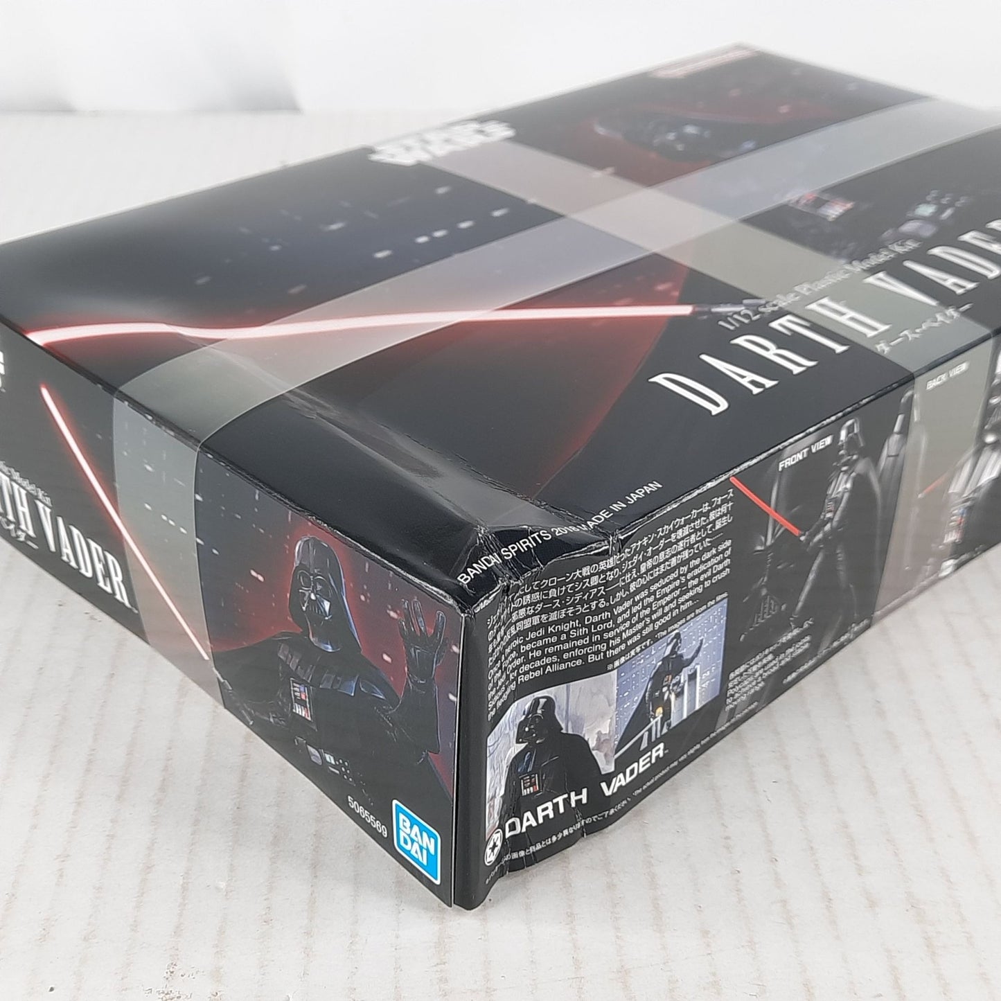 BANDAI Star Wars Darth Vader figure 1:12 scale model kit DISTRESSED BOX