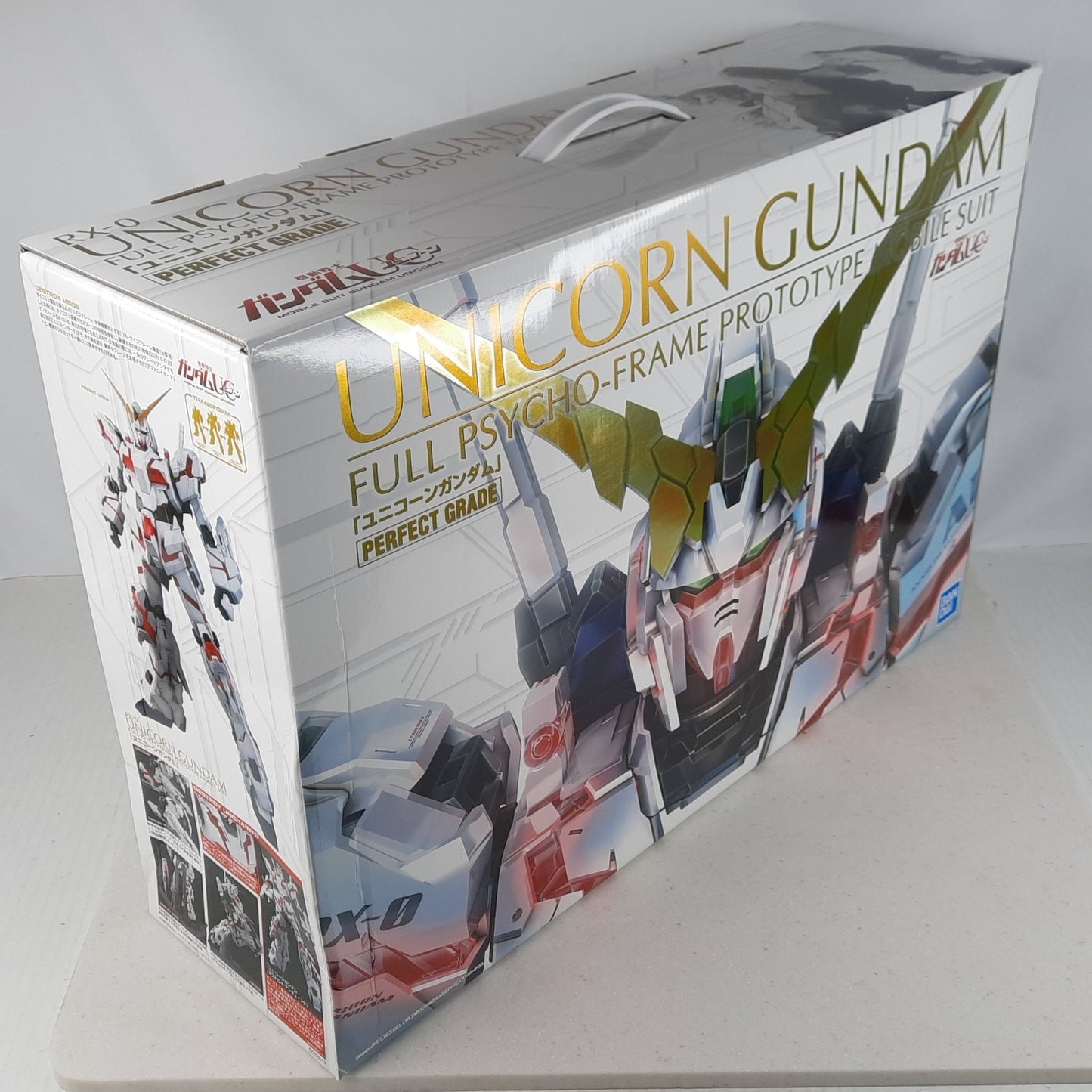 BANDAI PG RX-0 Unicorn Full Psycho Frame 1:60 UC model kit DISTRESSED BOX
