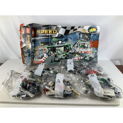 LEGO Speed Champions 75883 Mercedes AMG Petronas F1 Team  Incomplete