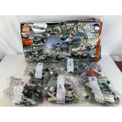 LEGO Speed Champions 75883 Mercedes AMG Petronas F1 Team  Incomplete
