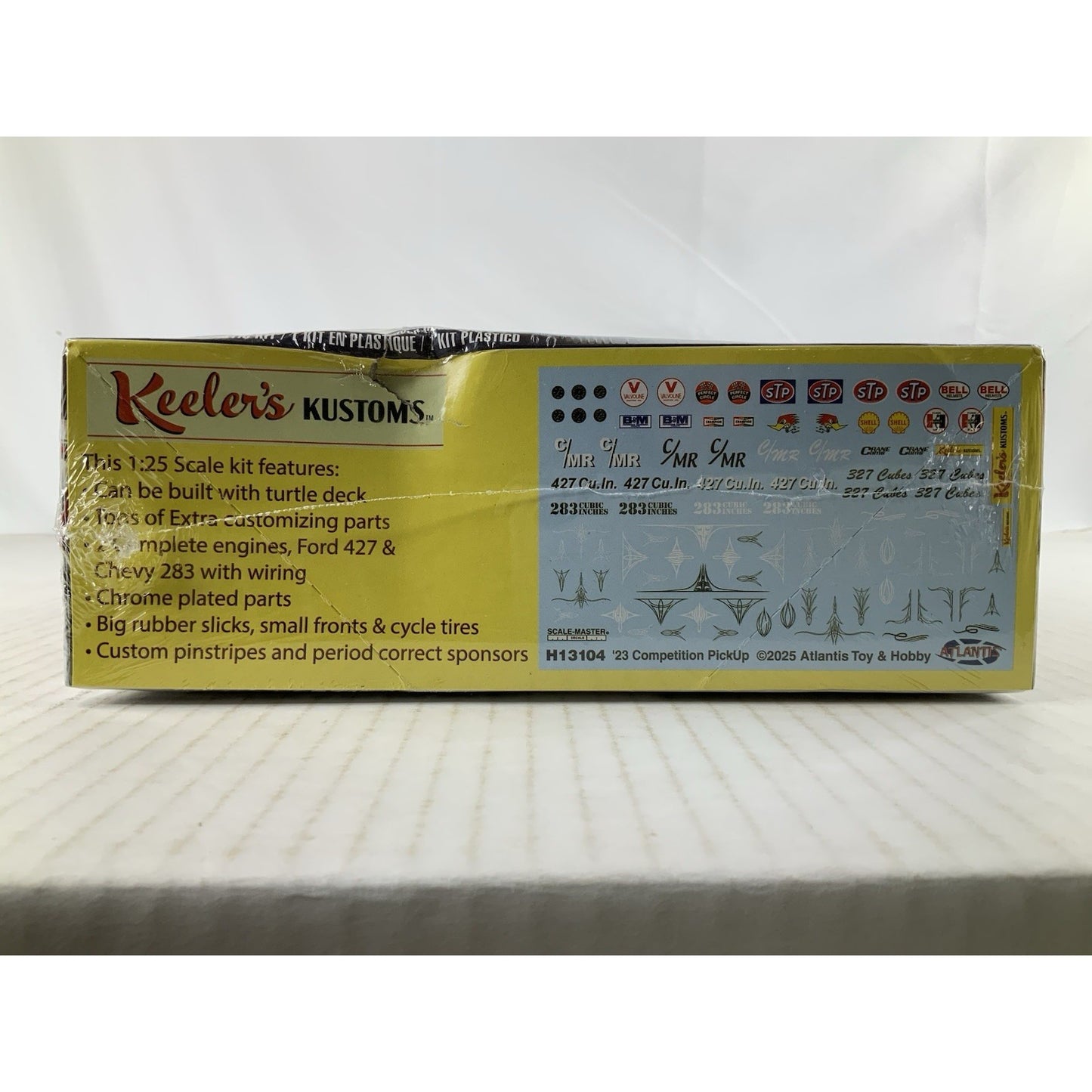 ATLANTIS Keelers Kustoms 23 Competition T Pickup 1:25 model kit DISTRESSED BOX