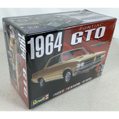 REVELL 1964 Pontiac GTO 1:24 model kit DISTRESSED BOX
