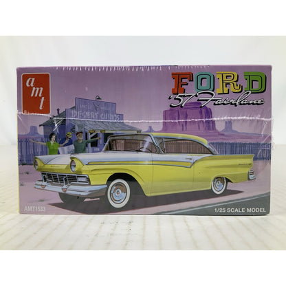 AMT 57 Ford Fairlane Hardtop 3n1 1957 1:25 model kit