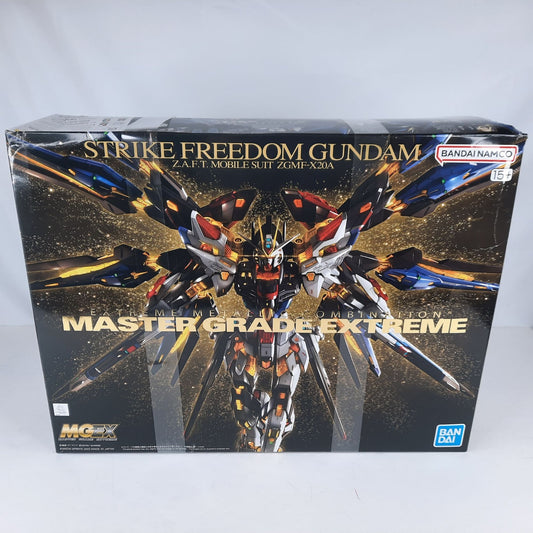 BANDAI MG EX Strike Freedom Gundam master grade extreme model kit DISTRESSED BOX