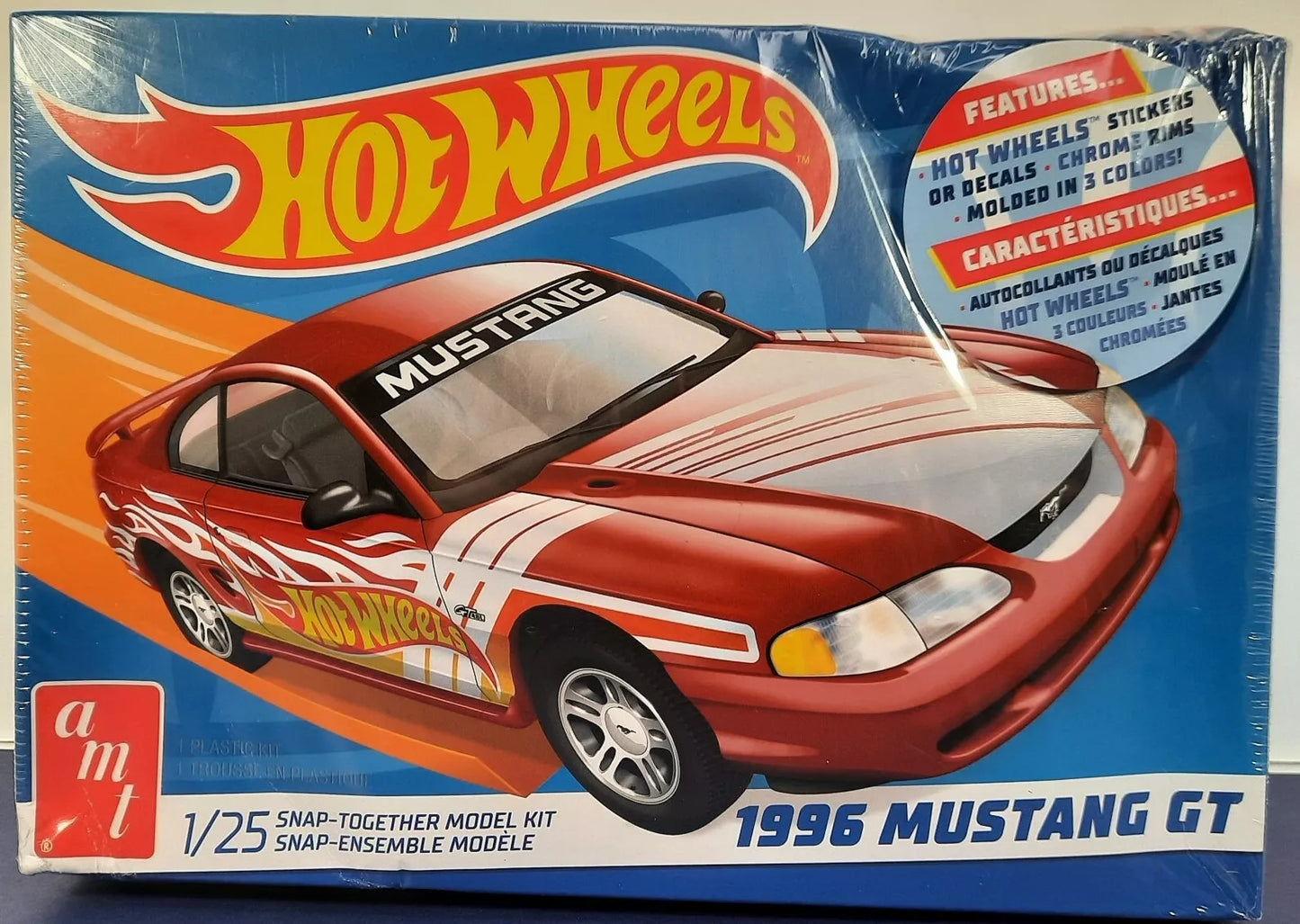 AMT 1996 Hot Wheels Ford Mustang GT Snap Plastic Model Car Kit 1:25 DISTRESSED