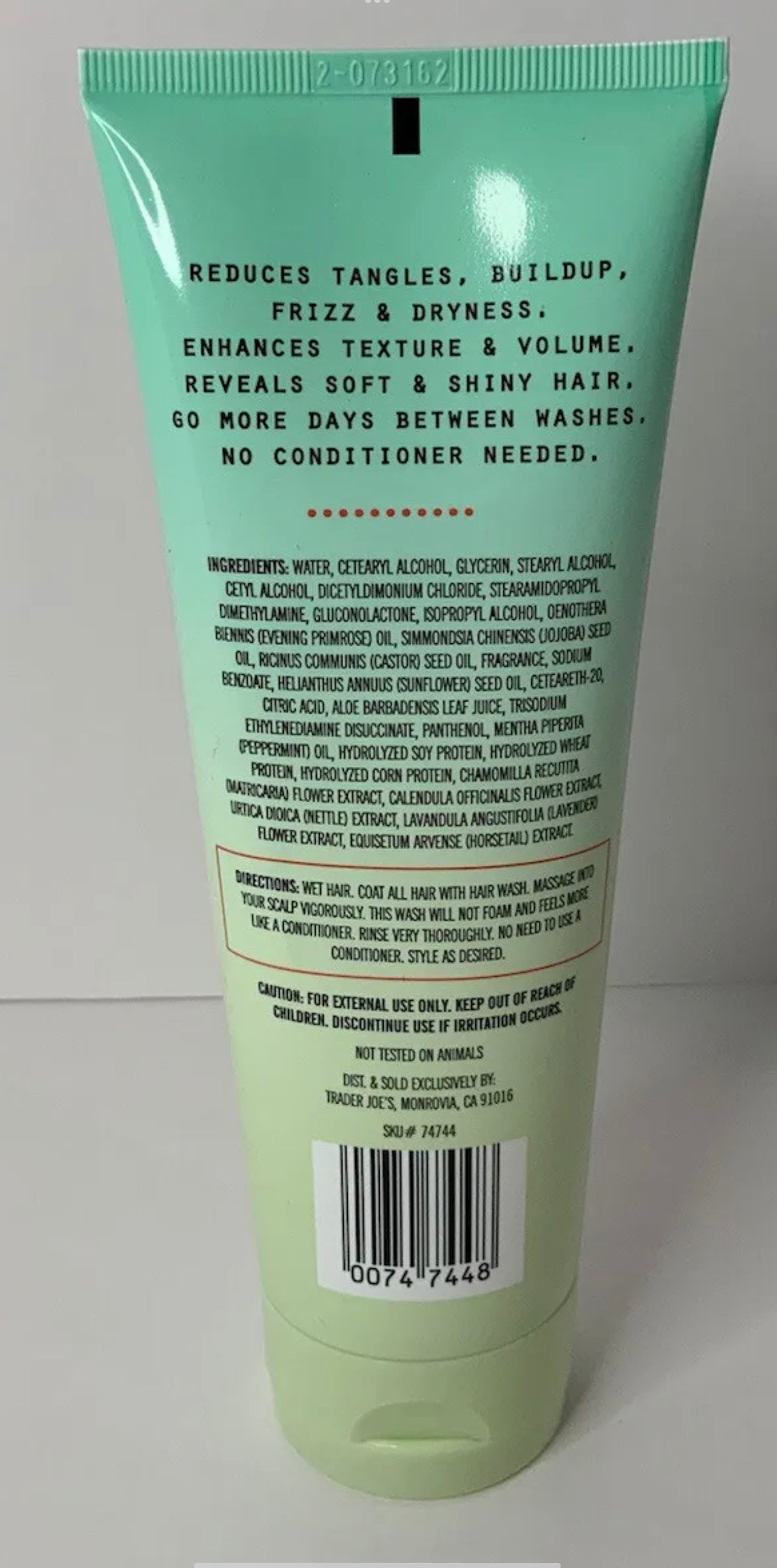 Trader Joe’s Cleansing + Conditioning HAIR Wash Grapefruit Mint Scent 8 oz.