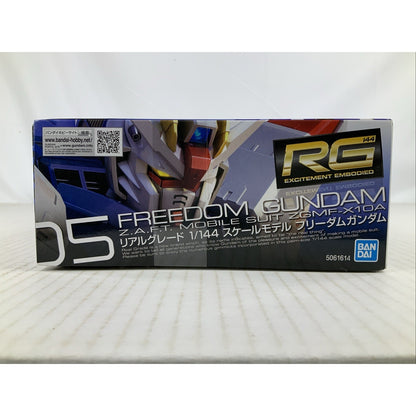 BANDAI RG Freedom Gundam ZGMF-X10A Seed 05 1:144 model kit DISTRESSED BOX