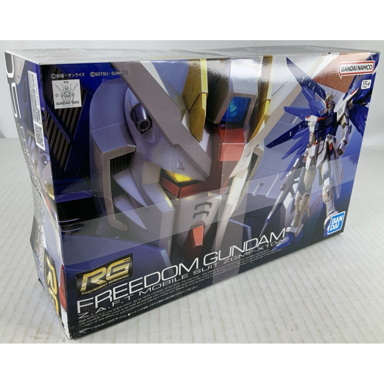 BANDAI RG Freedom Gundam ZGMF-X10A Seed 05 1:144 model kit DISTRESSED BOX