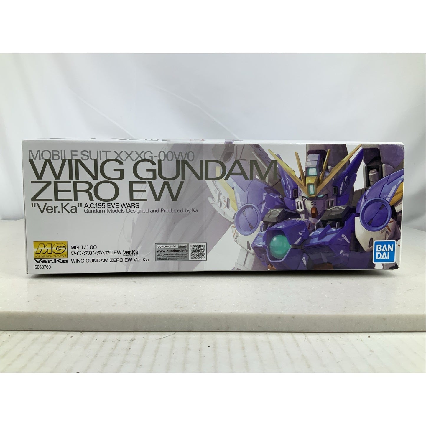 BANDAI MG Wing Gundam Zero EW Ver.Ka 1:100 model kit DISTRESSED BOX