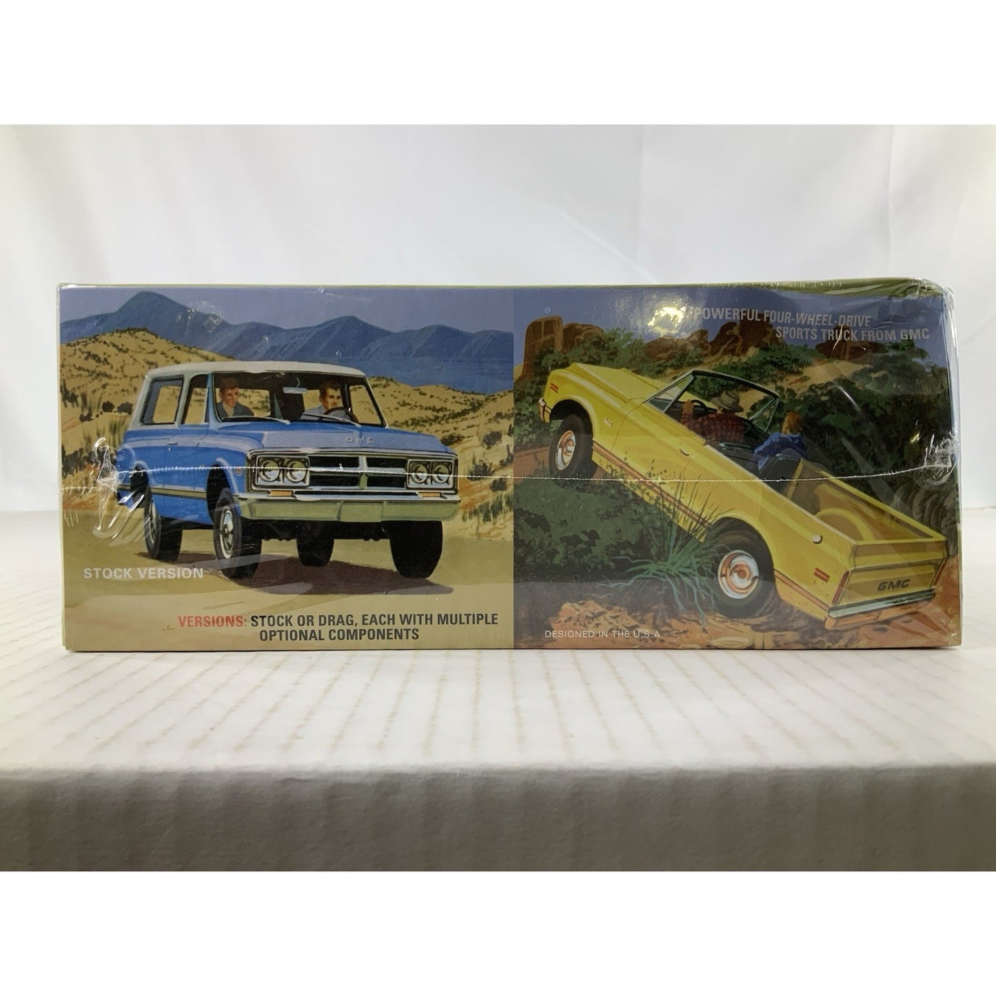 AMT 72 GMC Jimmy Jimbo 1972 1:25 AMT1219 model kit DISTRESSED BOX