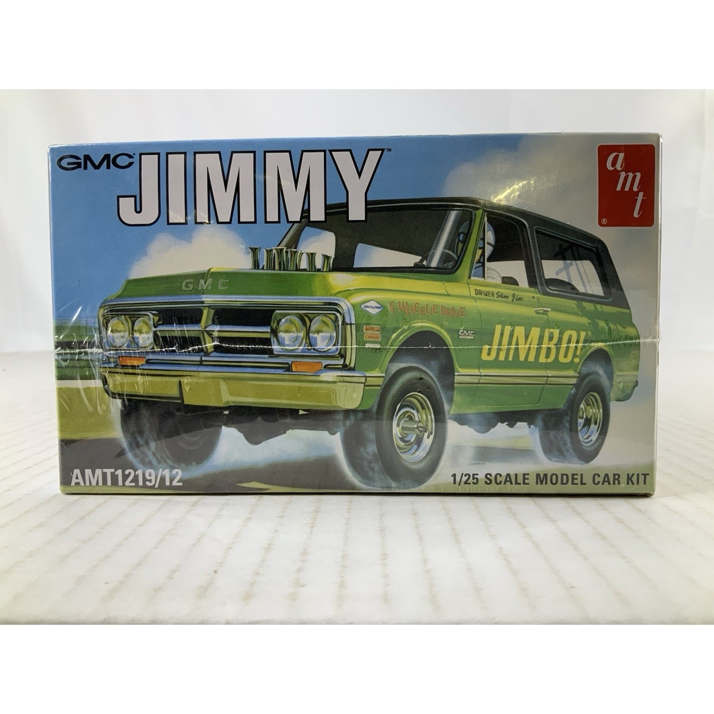 AMT 72 GMC Jimmy Jimbo 1972 1:25 AMT1219 model kit DISTRESSED BOX