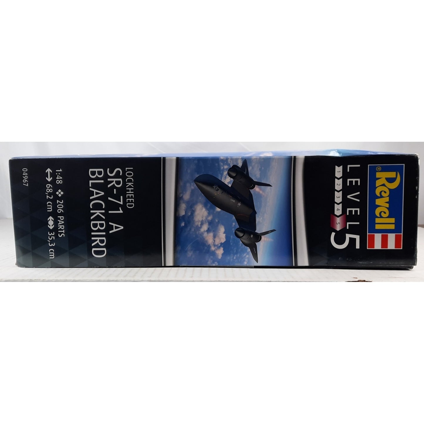 REVELL SR-71 A Blackbird Lockheed stealth jet 1:48 model kit DISTRESSED BOX