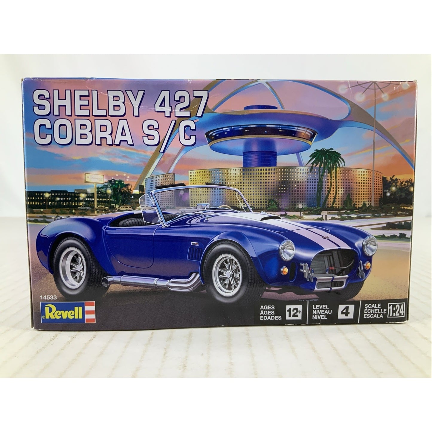 REVELL Shelby Cobra 427 S/C 1:24 model kit DISTRESSED BOX