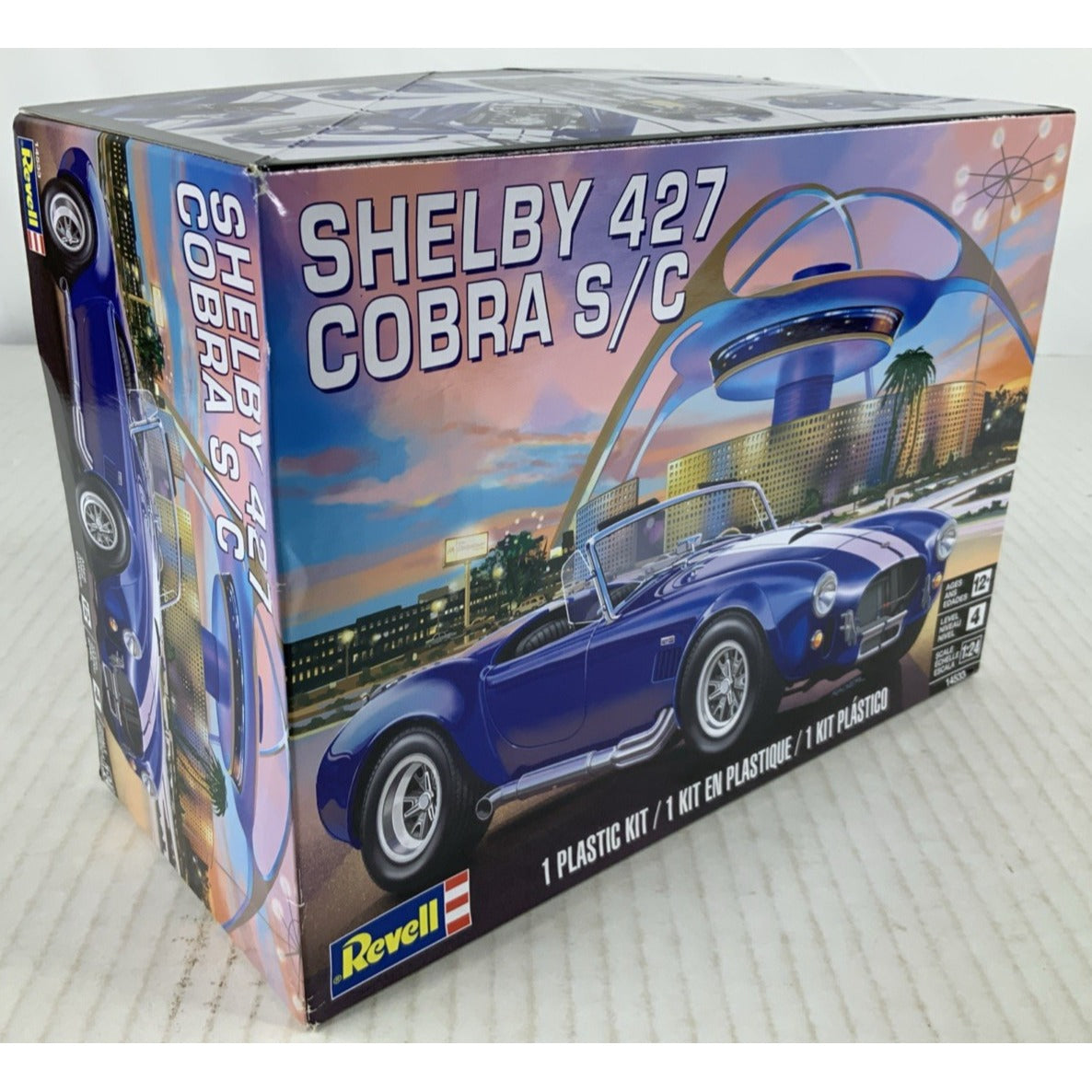 REVELL Shelby Cobra 427 S/C 1:24 model kit DISTRESSED BOX