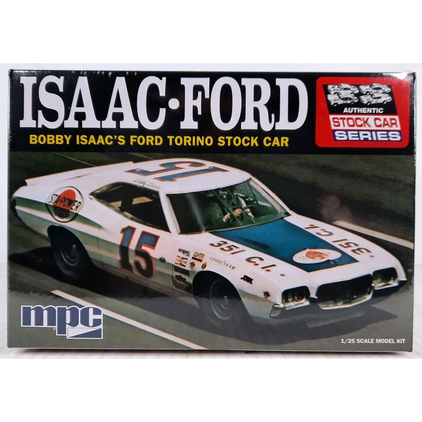 MPC Bobby Issac 72 Ford Torino Stock car 1972 1:25 model kit