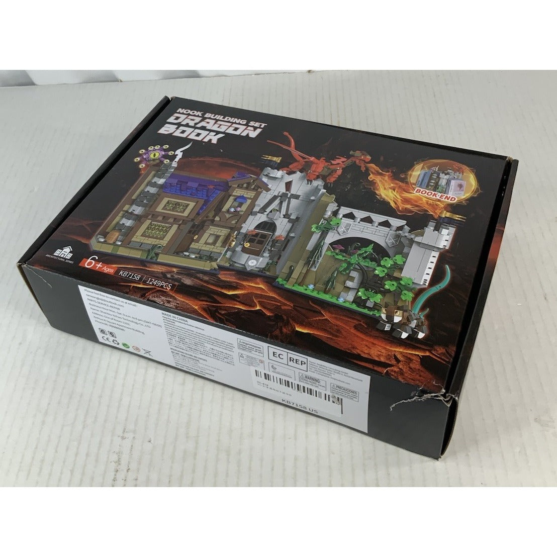 MOC Dungeons Dragons DND Building Block Set Compatible Open Book End Boxed