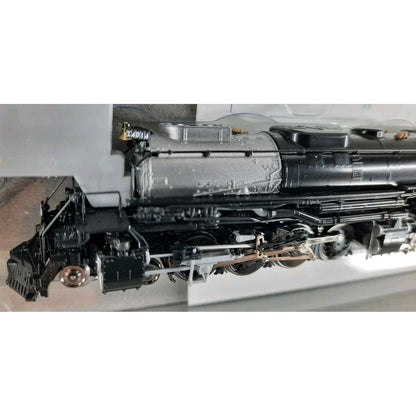 Kato N Union Pacific Big Boy w/ Oil Tender 126-4014 4-8-8-4 FOR PARTS OR REPAIR