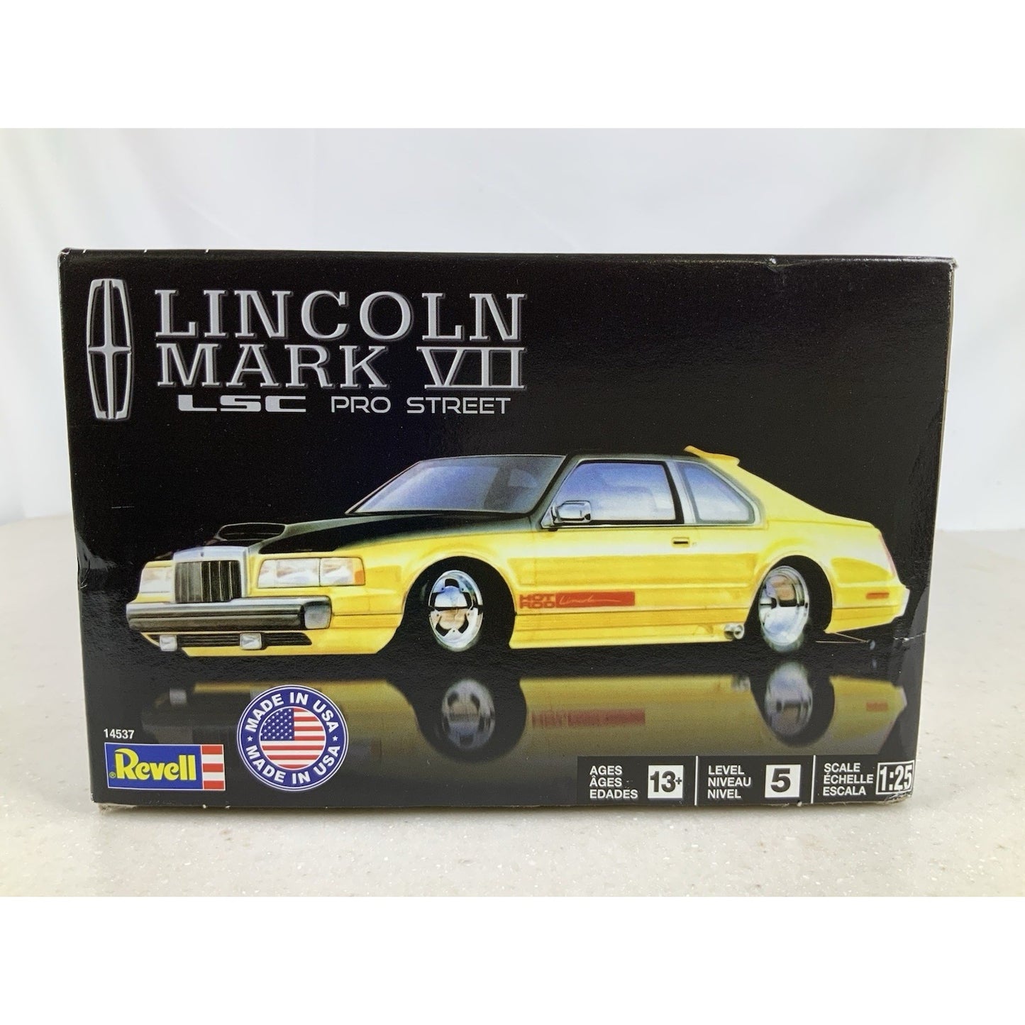 REVELL Lincoln Mark VII LSC Pro Street 1:25 model kit DISTRESSED BOX