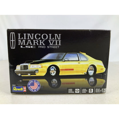 REVELL Lincoln Mark VII LSC Pro Street 1:25 model kit DISTRESSED BOX