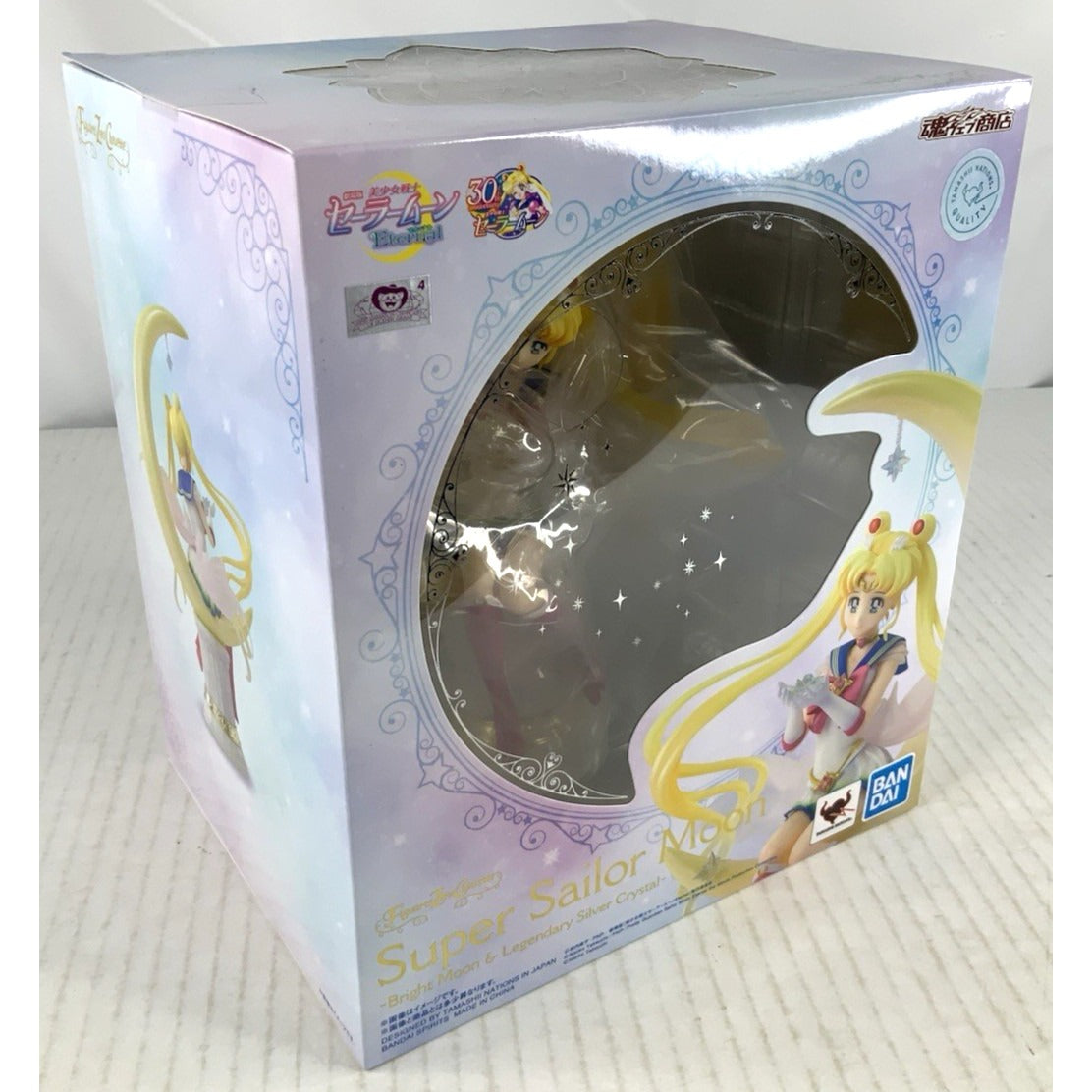 BANDAI Super Sailor Moon Bright Legendary Silver Crystal Figuarts Zero figure