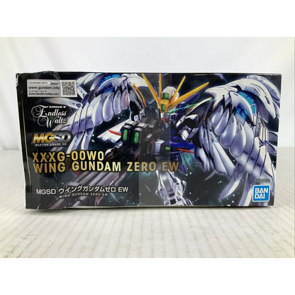 BANDAI MG Wing Gundam Zero EW XXXG-00W0 MGSD model kit DISTRESSED BOX