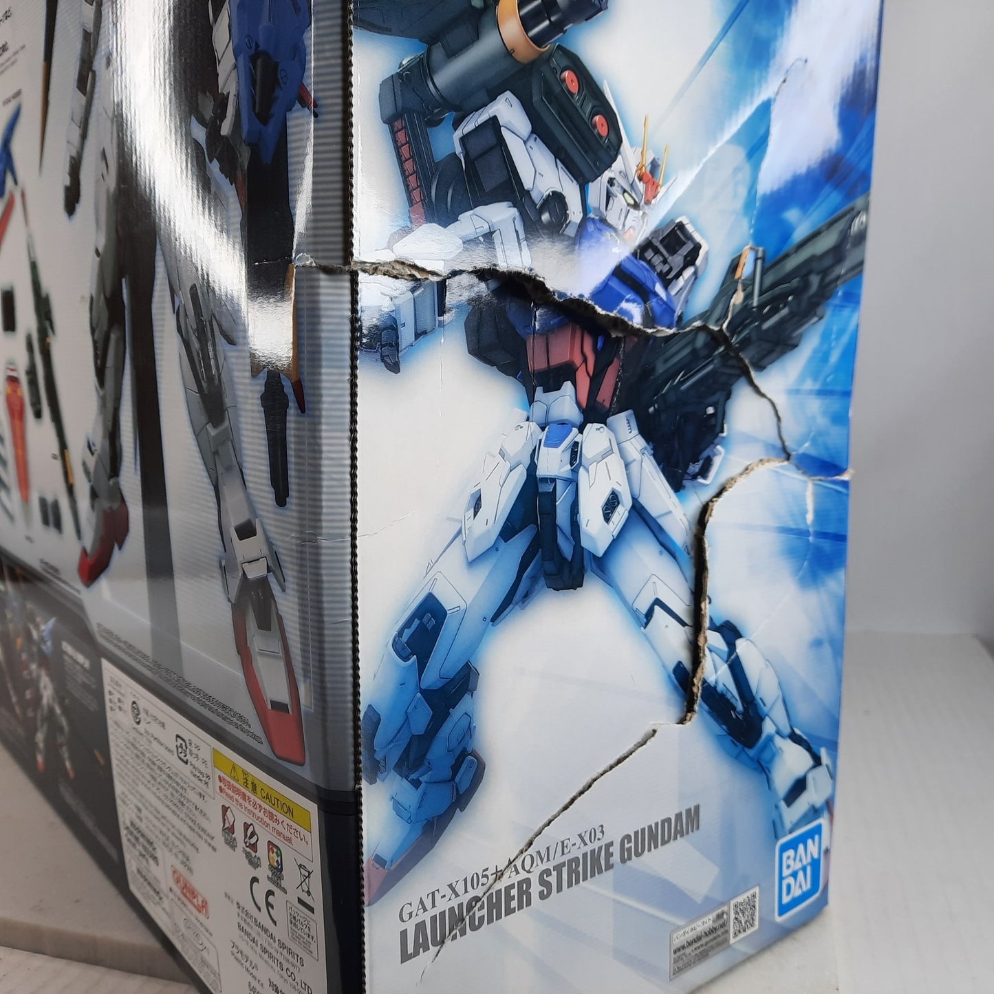 BANDAI PG Perfect Strike Gundam GAT-X105 + AQM/E-YM1 model kit DISTRESSED BOX