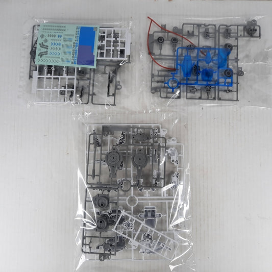 BANDAI Provedel Type Command 02 eEXM Gig-CO2 model kit DAMAGED BOX
