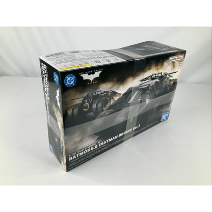 BANDAI Batmobile Tumbler Batman Begins Ver 1:35 model kit DISTRESSED BOX