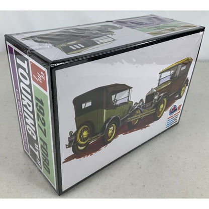 AMT 1927 Ford Touring T 27 1:25 model kit DISTRESSED BOX