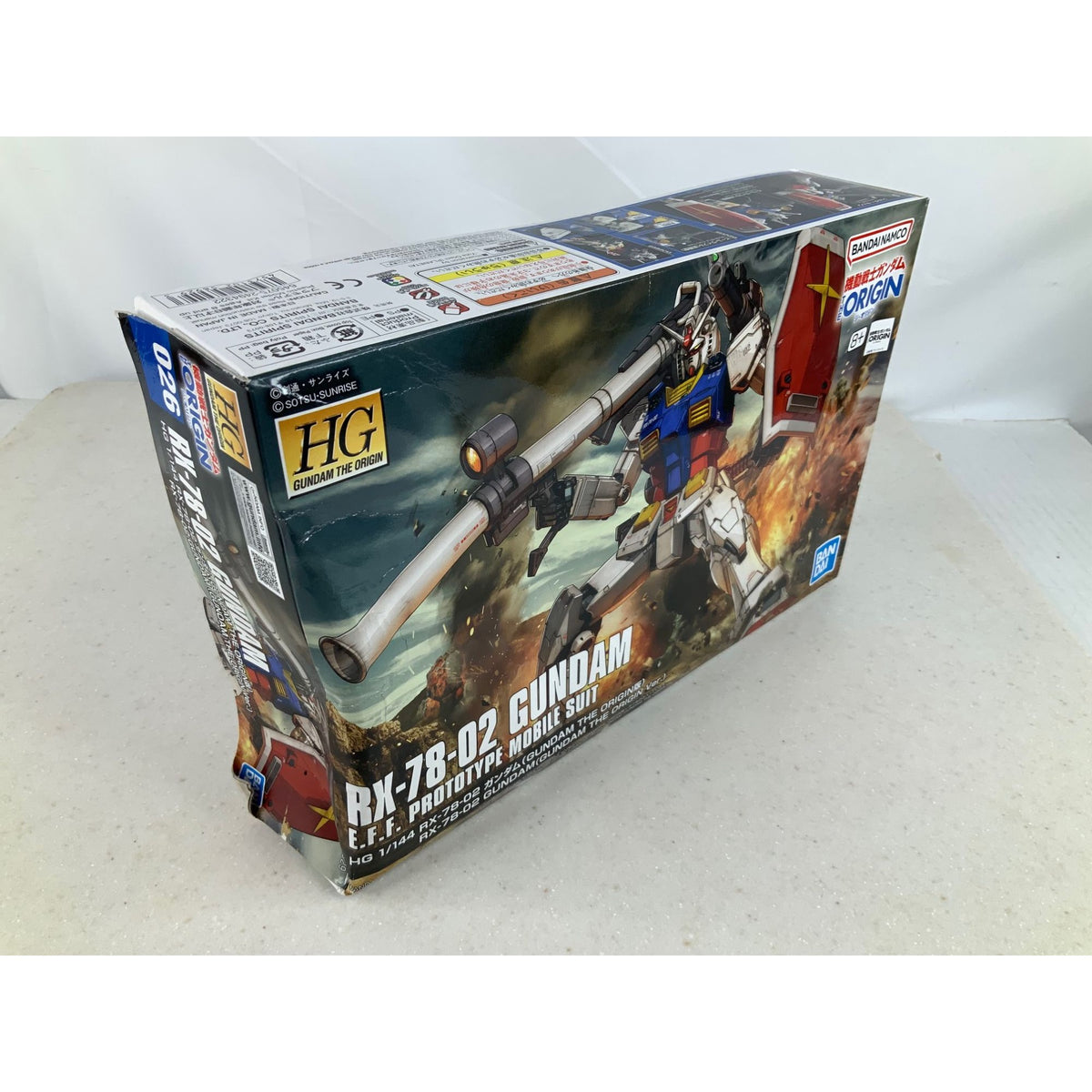 BANDAI HG RX-78-02 Gundam The Origin 1:144 model kit DISTRESSED BOX