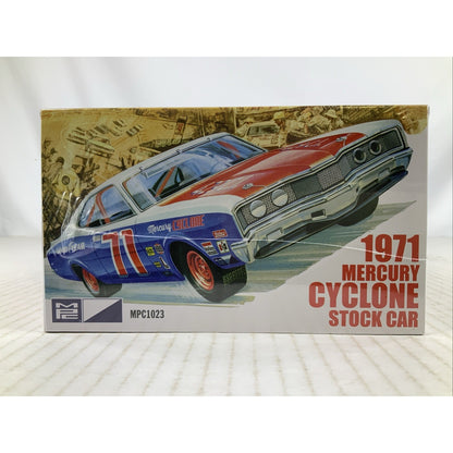 MPC 1971 Mercury Cyclone Stock Car 1:25 model kit