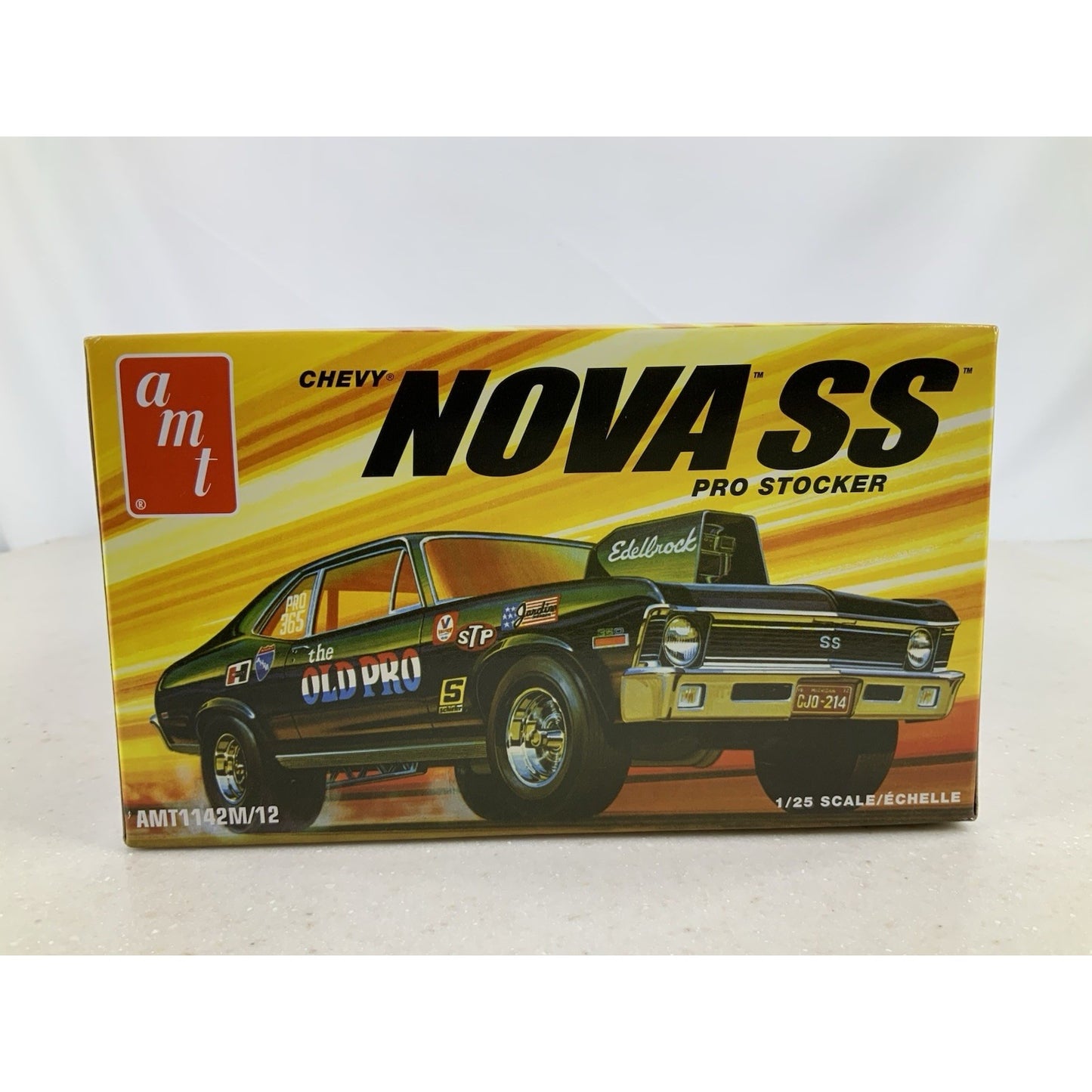 AMT 1972 Chevy Nova SS pro stocker 72 1:25 model kit DISTRESSED BOX