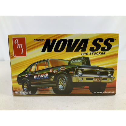 AMT 1972 Chevy Nova SS pro stocker 72 1:25 model kit DISTRESSED BOX