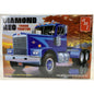 AMT Diamond Reo Truck Tractor 1:25 model kit