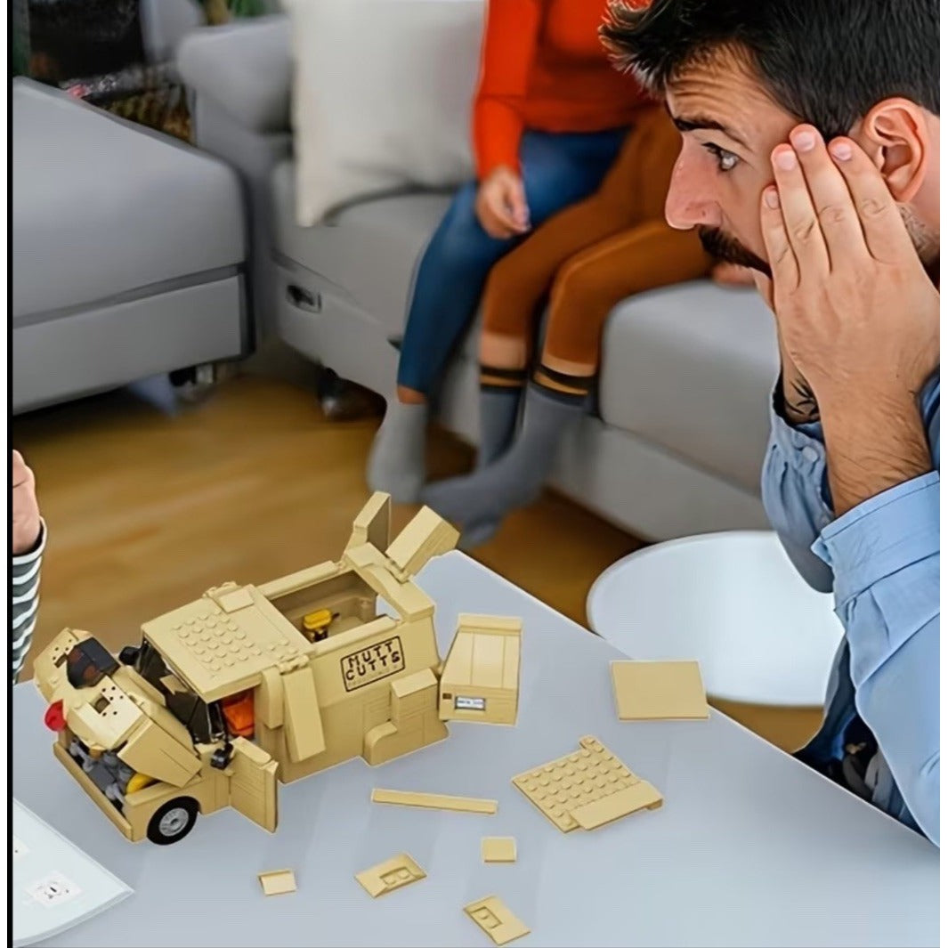 MOC Dumb & Dumber Movie Mutts Cuts Mobile Car Truck Building Block Set 499pcs