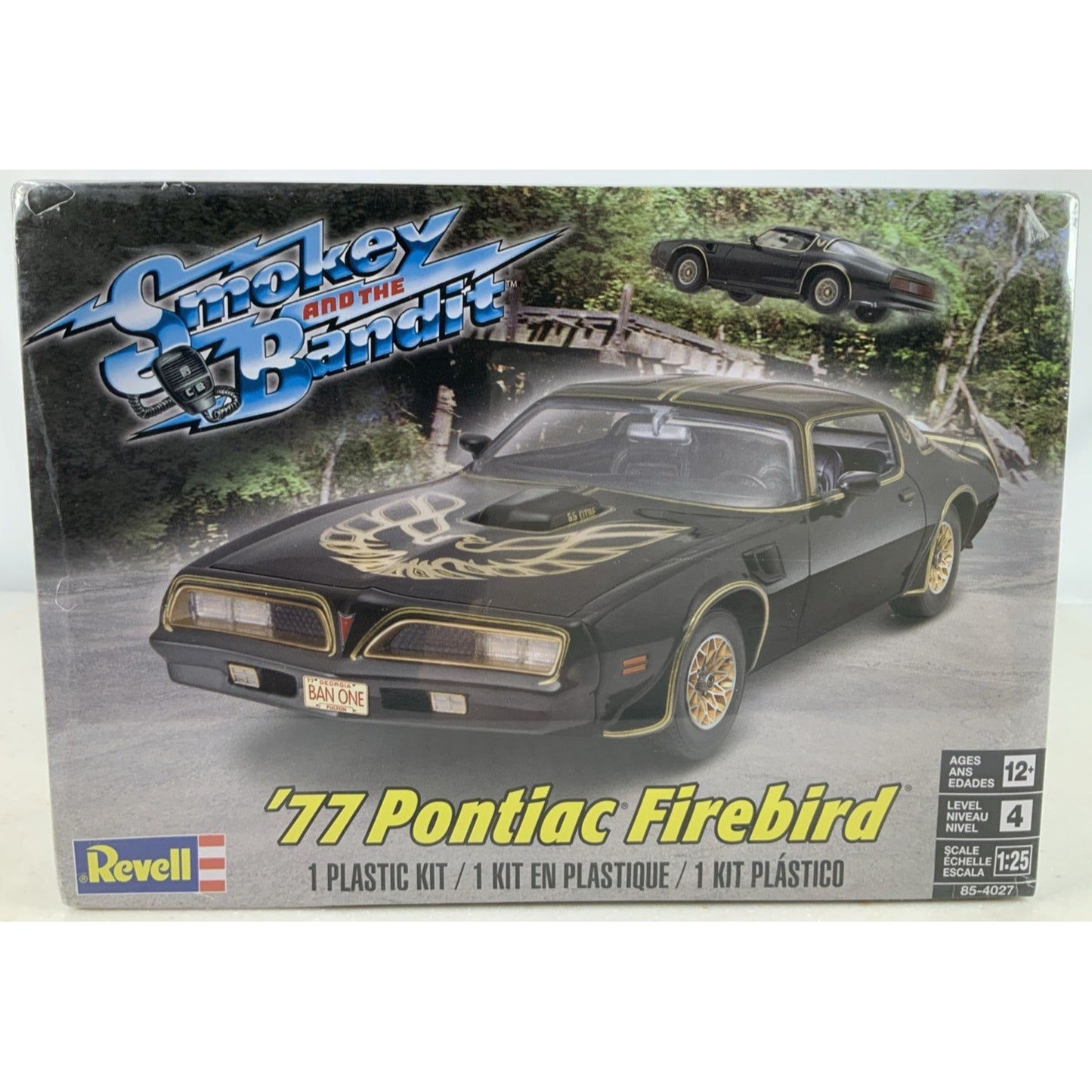 REVELL Smokey & the Bandit 77 Pontiac Firebird 1977 model kit DISTRESSED BOX