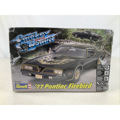 REVELL Smokey & the Bandit 77 Pontiac Firebird 1977 model kit DISTRESSED BOX
