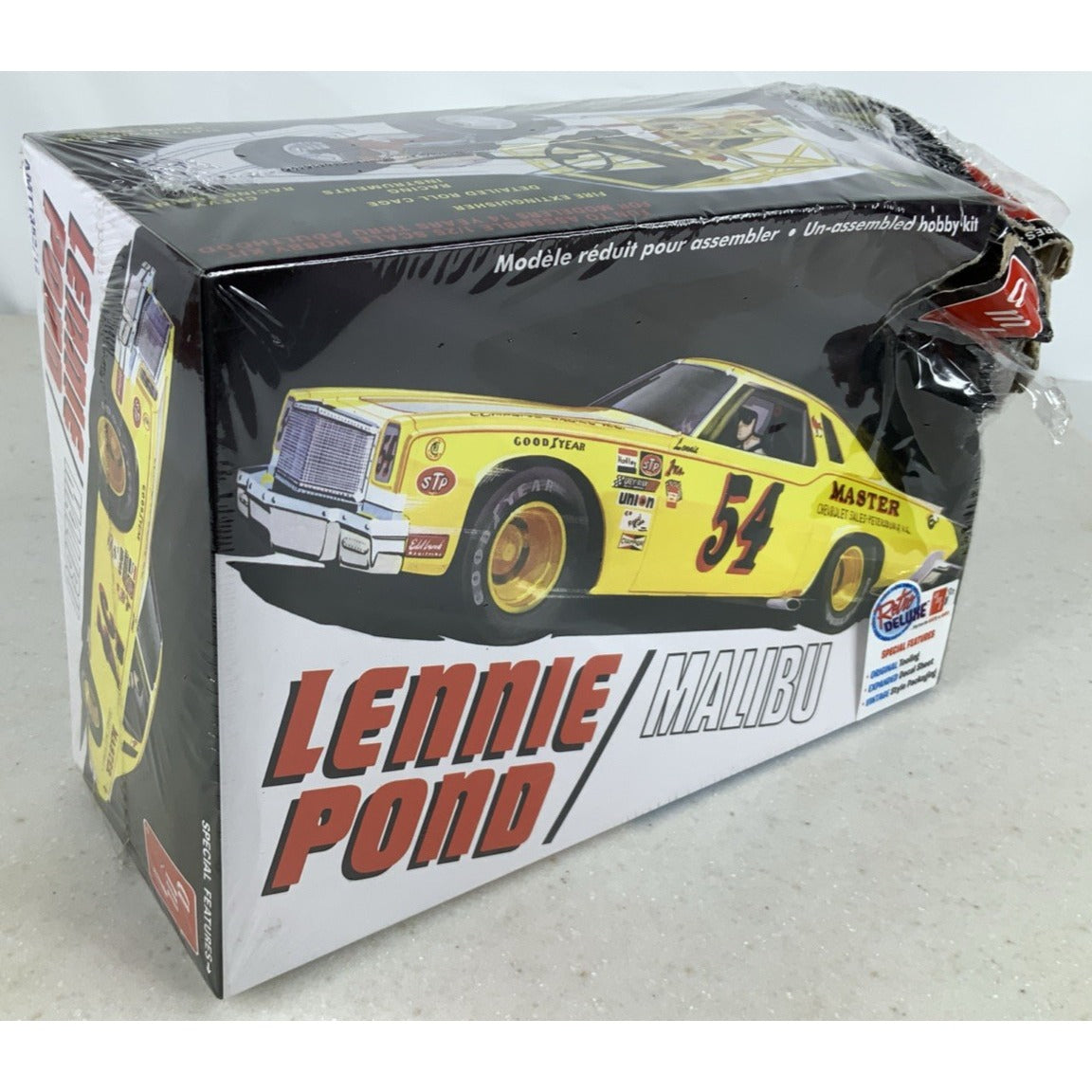 AMT Lennie Pond 1974 Chevy Malibu 1:25 model kit DISTRESSED BOX