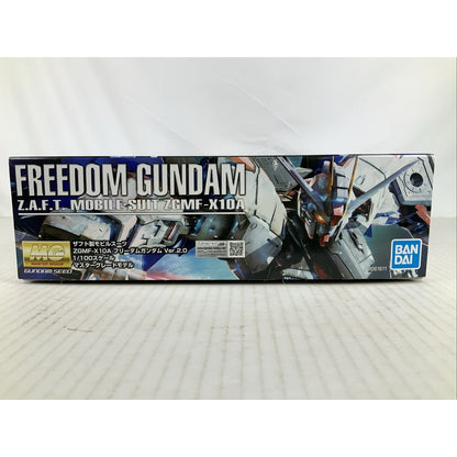 BANDAI MG Freedom Gundam Ver. 2.0 ZGMF-X10A 1:100 model kit DISTRESSED BOX